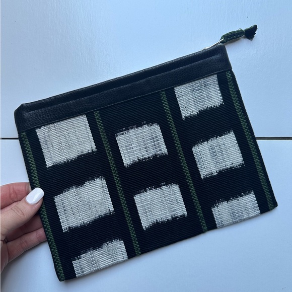 Organic Handloomed Clutch Guatemalan Fairtrade NWT - Picture 2 of 5